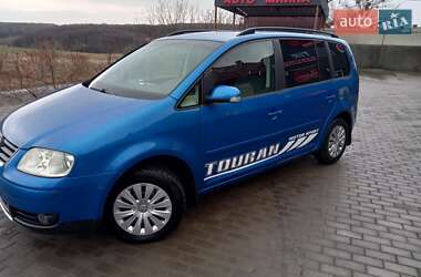 Минивэн Volkswagen Touran 2003 в 