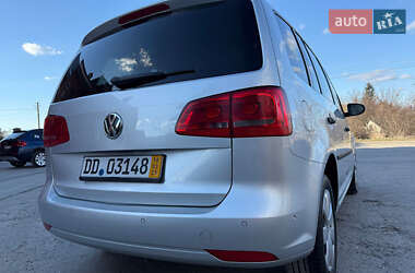 Минивэн Volkswagen Touran 2014 в 
