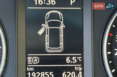 Минивэн Volkswagen Touran 2014 в 