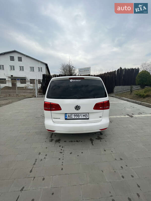 Мінівен Volkswagen Touran 2011 в Бориславі