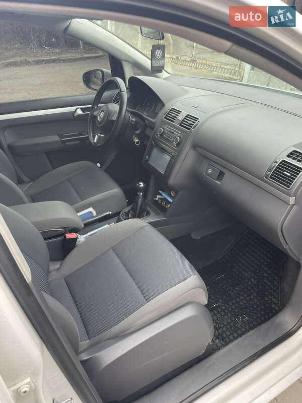 Мінівен Volkswagen Touran 2011 в Бориславі