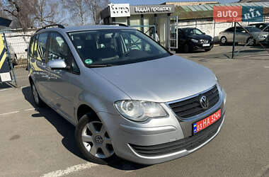 Мінівен Volkswagen Touran 2008 в 