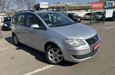Мінівен Volkswagen Touran 2008 в 