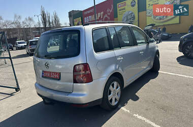 Мінівен Volkswagen Touran 2008 в 