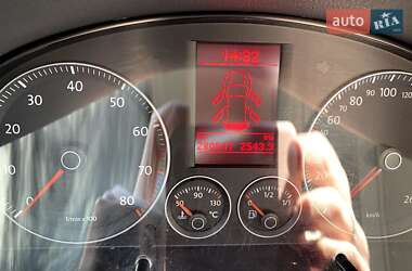 Мінівен Volkswagen Touran 2008 в 