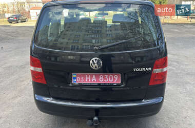 Минивэн Volkswagen Touran 2005 в 