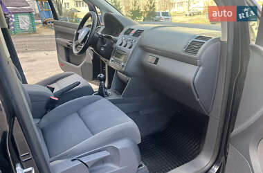 Минивэн Volkswagen Touran 2005 в 