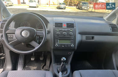 Минивэн Volkswagen Touran 2005 в 
