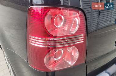Минивэн Volkswagen Touran 2009 в 