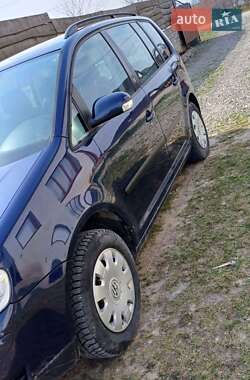 Мінівен Volkswagen Touran 2004 в 