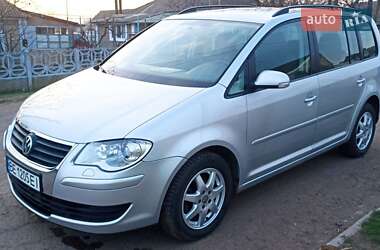 Мінівен Volkswagen Touran 2008 в 