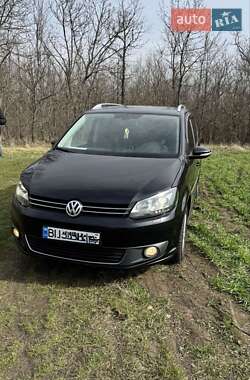 Минивэн Volkswagen Touran 2013 в 