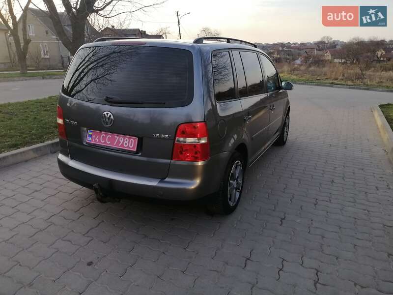 Мінівен Volkswagen Touran 2003 в Львові фото 8 Мінівен Volkswagen Touran 2003 в Львові