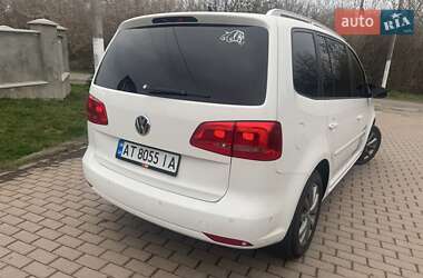 Мікровен Volkswagen Touran 2011 в Снятині