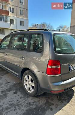 Минивэн Volkswagen Touran 2007 в 