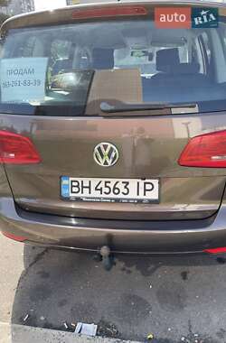 Микровэн Volkswagen Touran 2014 в 