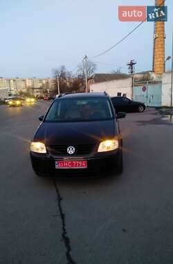 Минивэн Volkswagen Touran 2005 в 