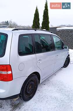 Мінівен Volkswagen Touran 2005 в 