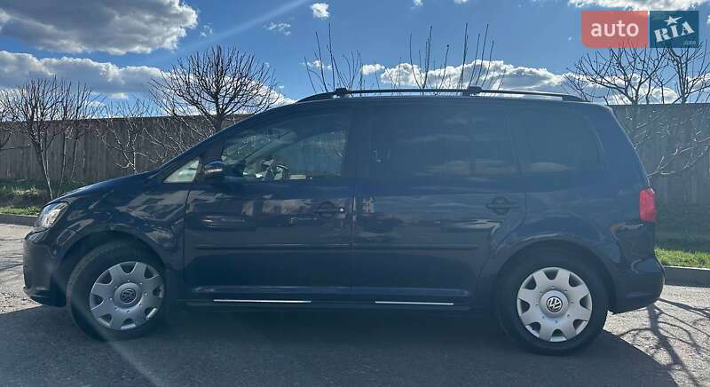 Volkswagen Touran 2012