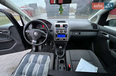 Минивэн Volkswagen Touran 2007 в 