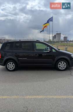 Мінівен Volkswagen Touran 2008 в 