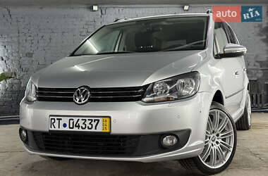 Минивэн Volkswagen Touran 2014 в 