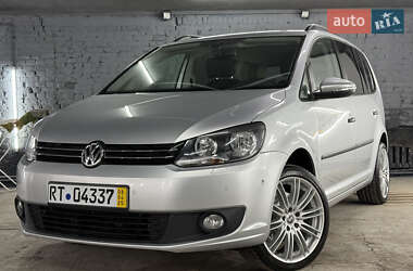 Минивэн Volkswagen Touran 2014 в 