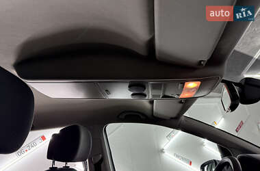 Минивэн Volkswagen Touran 2014 в 
