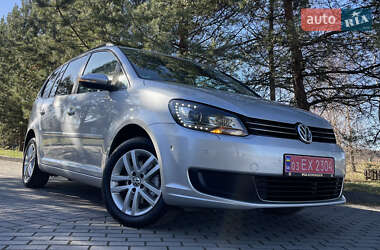 Минивэн Volkswagen Touran 2010 в 