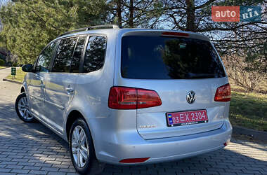Минивэн Volkswagen Touran 2010 в 