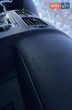 Минивэн Volkswagen Touran 2010 в 