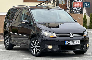 Минивэн Volkswagen Touran 2011 в 