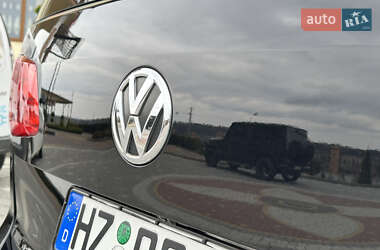 Минивэн Volkswagen Touran 2011 в 
