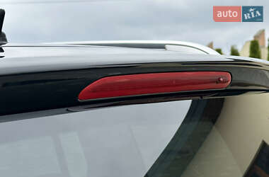 Минивэн Volkswagen Touran 2011 в 