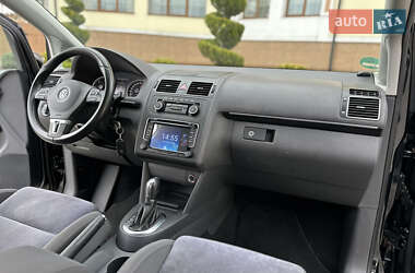 Минивэн Volkswagen Touran 2011 в 