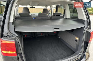 Минивэн Volkswagen Touran 2011 в 