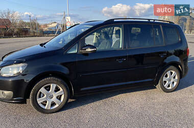 Мінівен Volkswagen Touran 2010 в 