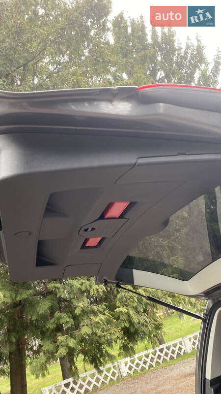 Минивэн Volkswagen Touran 2011 в Христиновке