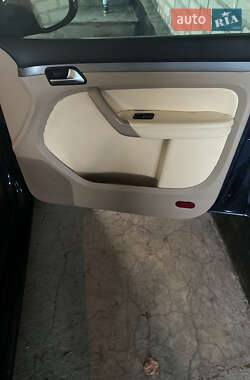 Минивэн Volkswagen Touran 2013 в 
