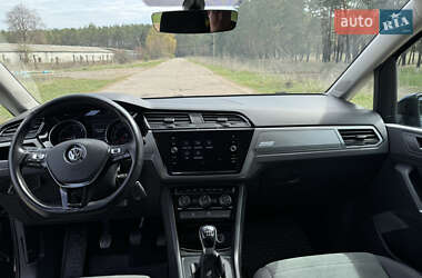 Микровэн Volkswagen Touran 2020 в 
