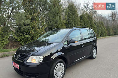 Мінівен Volkswagen Touran 2005 в 