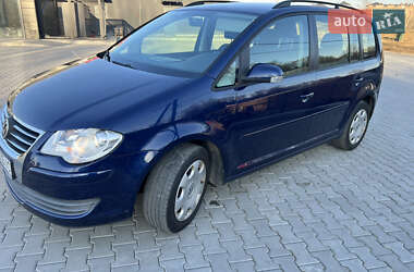 Мінівен Volkswagen Touran 2008 в 