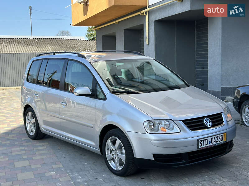 Минивэн Volkswagen Touran 2006 в 