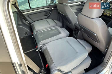 Минивэн Volkswagen Touran 2006 в 