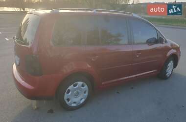 Мінівен Volkswagen Touran 2007 в 
