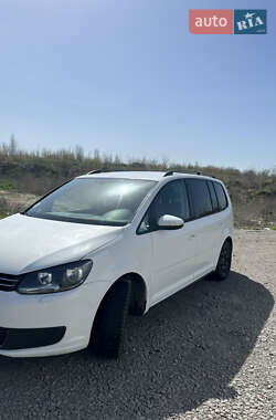 Минивэн Volkswagen Touran 2013 в 