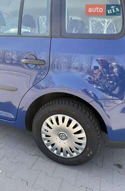 Минивэн Volkswagen Touran 2009 в 