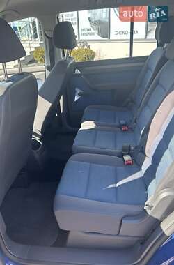 Минивэн Volkswagen Touran 2009 в 