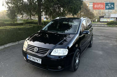 Минивэн Volkswagen Touran 2004 в 