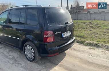 Минивэн Volkswagen Touran 2008 в 